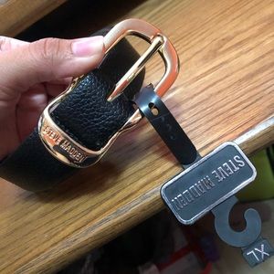 New Women’s XL Black & Gold Belt